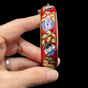 Vintage enameled flower bangle bracelet